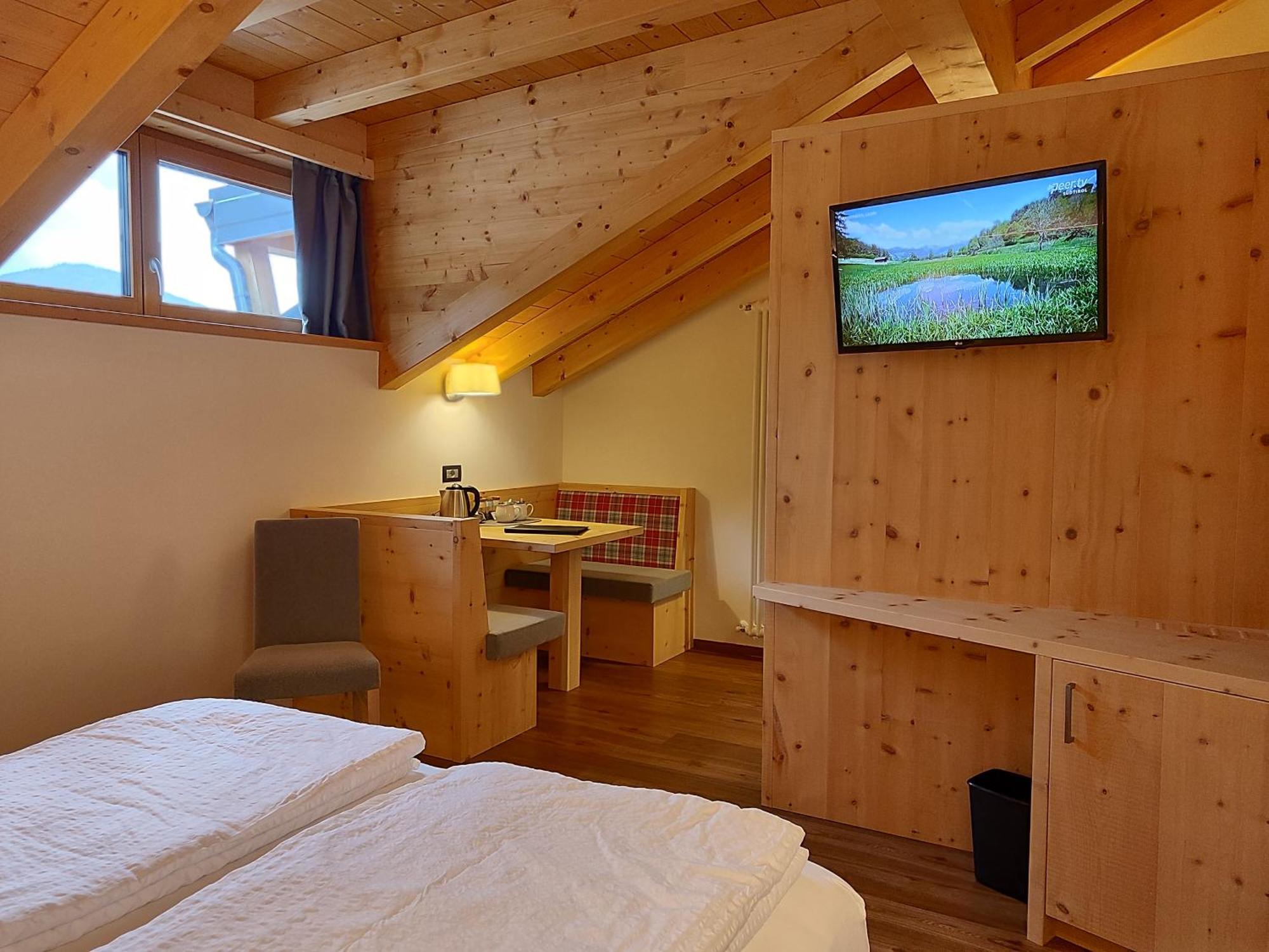 Dolomites B&B - Suites, Apartments And Spa Tesero Exterior photo